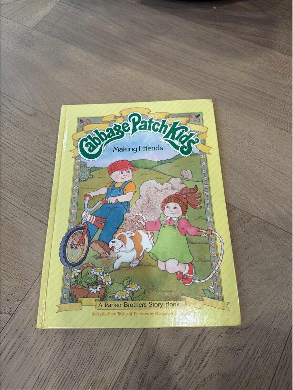 Vintage 1984 Original Cabbage Patch Kids Hardcover Book Making Friends